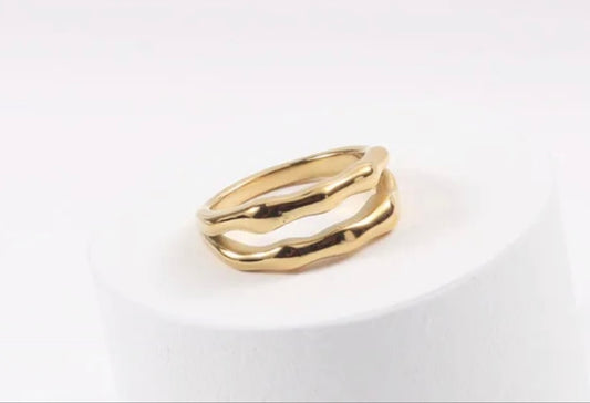 Double Wave Band Ring