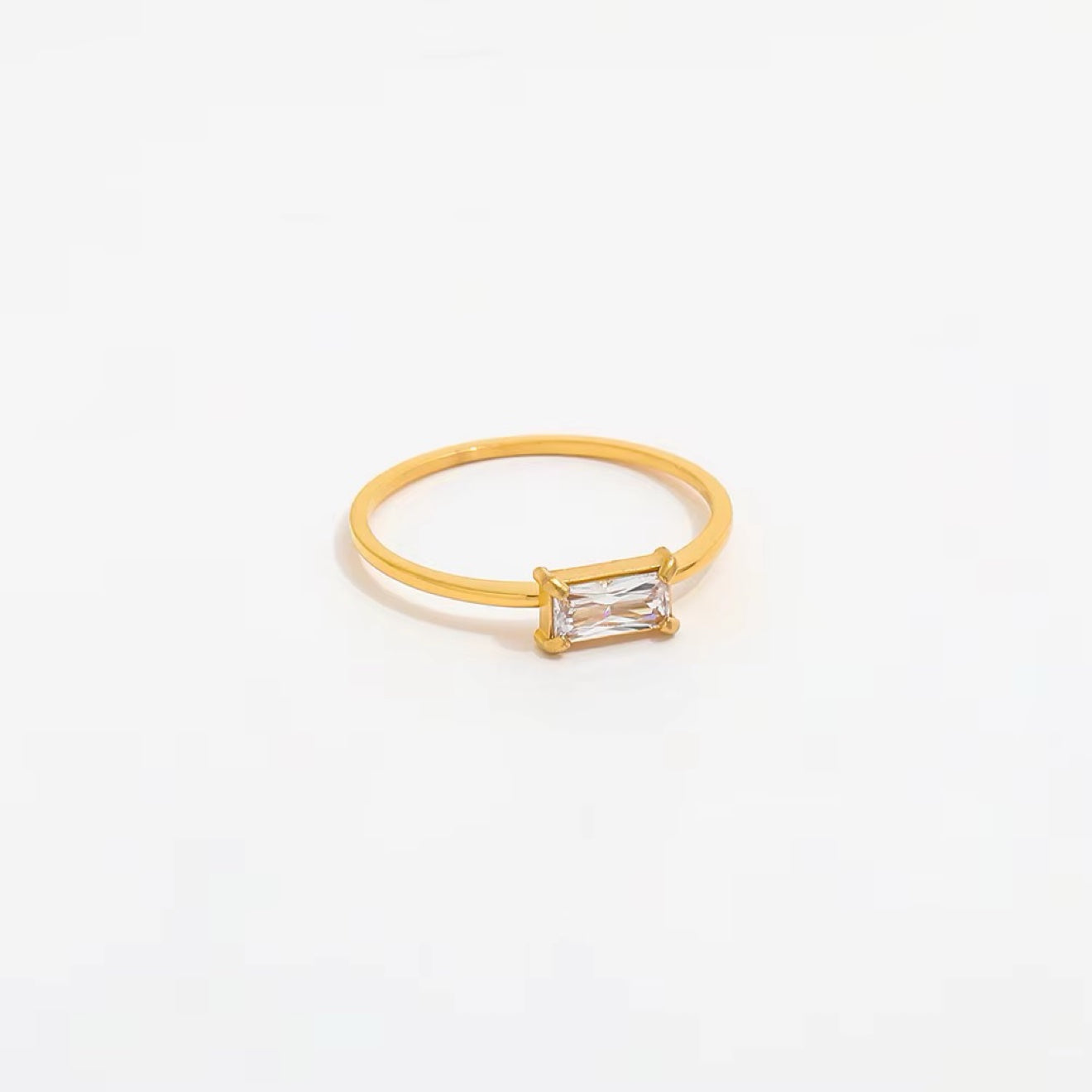 Dainty Baguette Ring