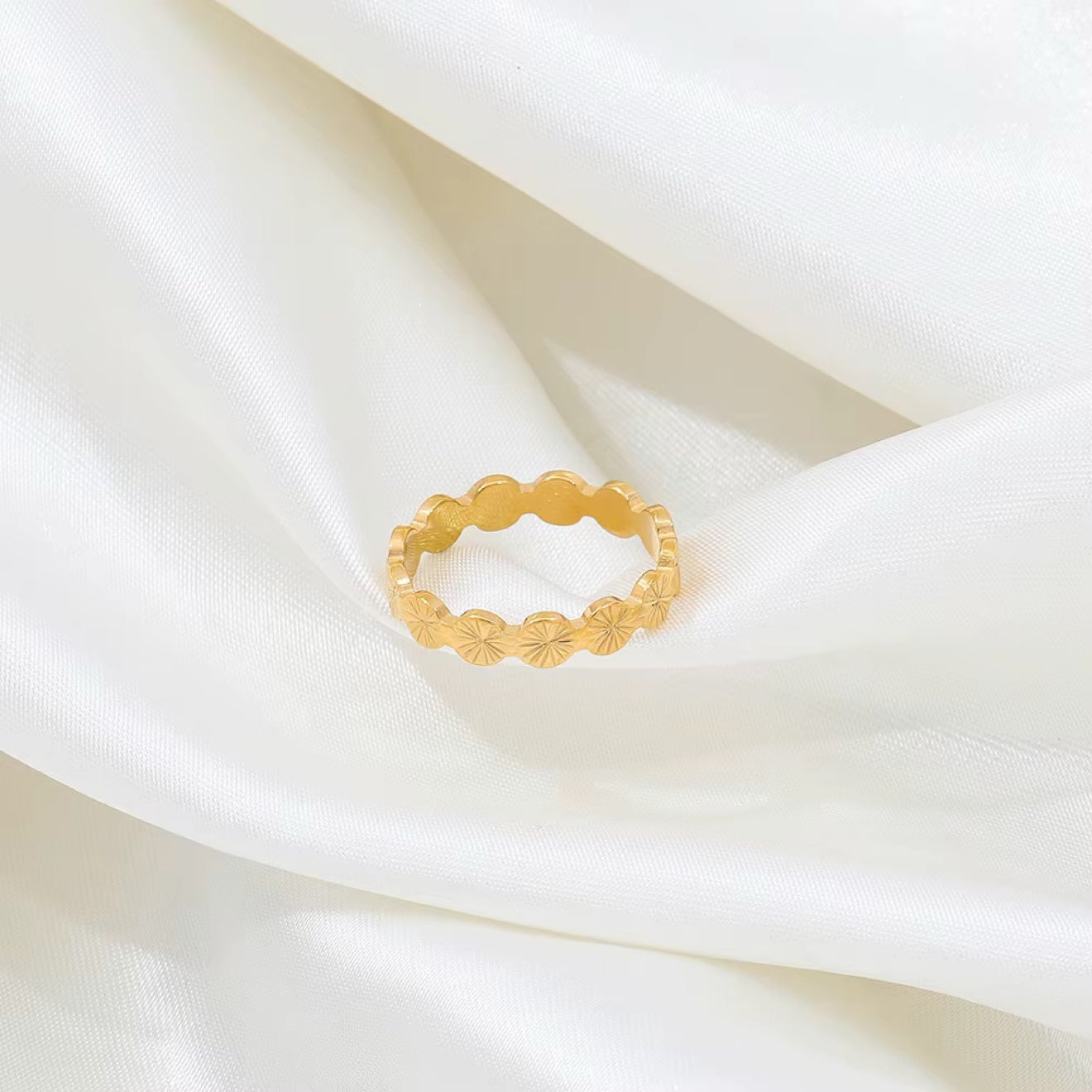 Flower Burst Band Ring