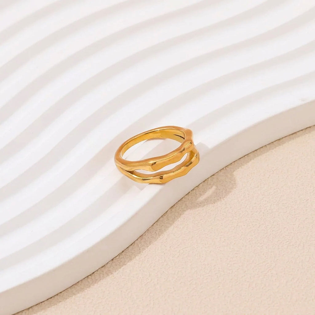 Double Wave Band Ring