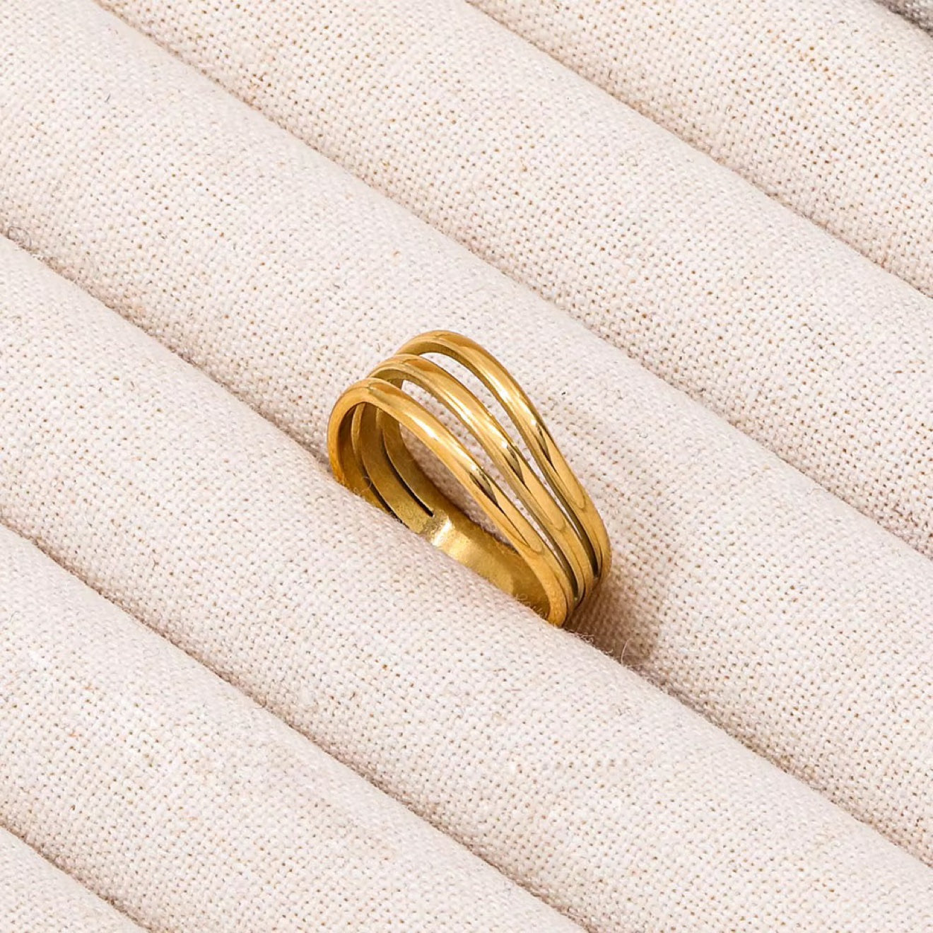 Triple Wave Band Ring